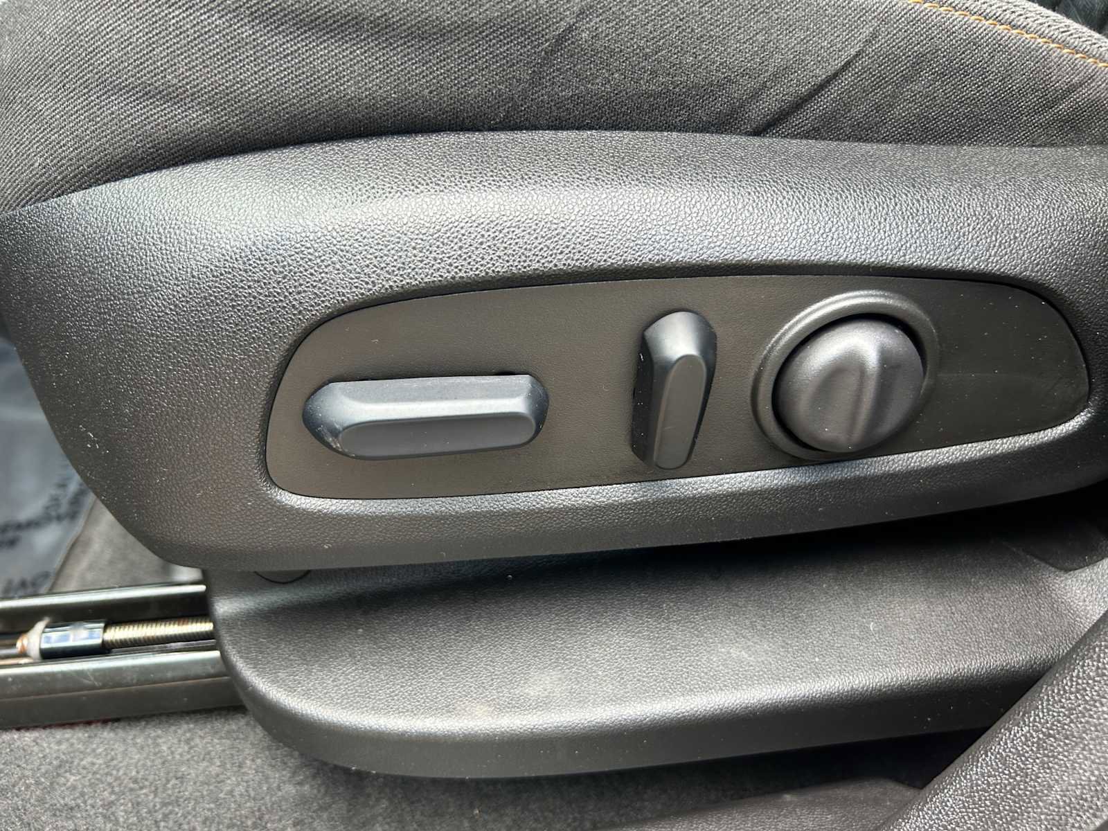 Used 2024 Chevrolet Equinox LT image 18