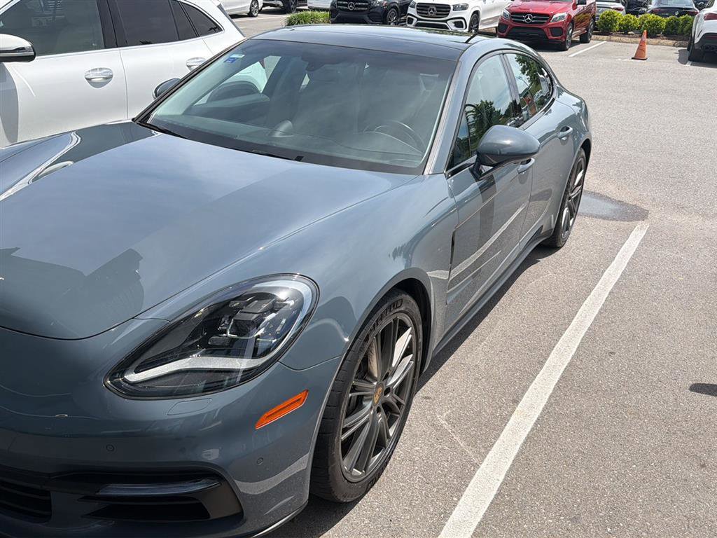 Used 2018 Porsche Panamera 4S AWD/4WD image 1