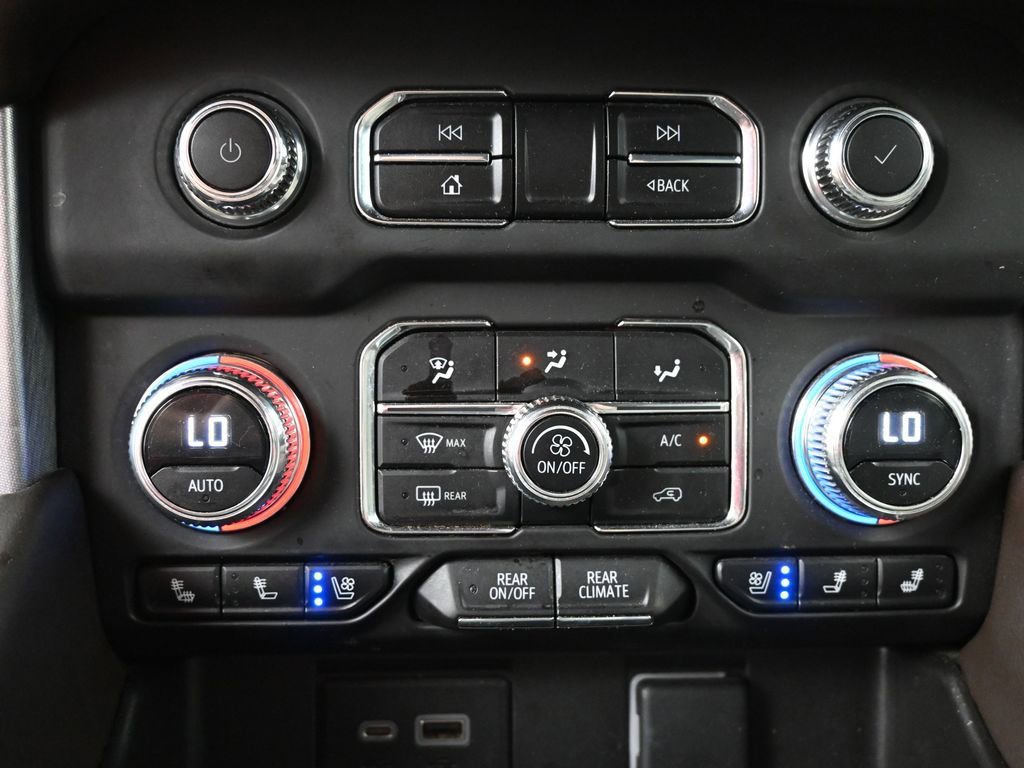 Used 2023 GMC Yukon XL SLT w/ SLT Luxury Package AWD/4WD image 20