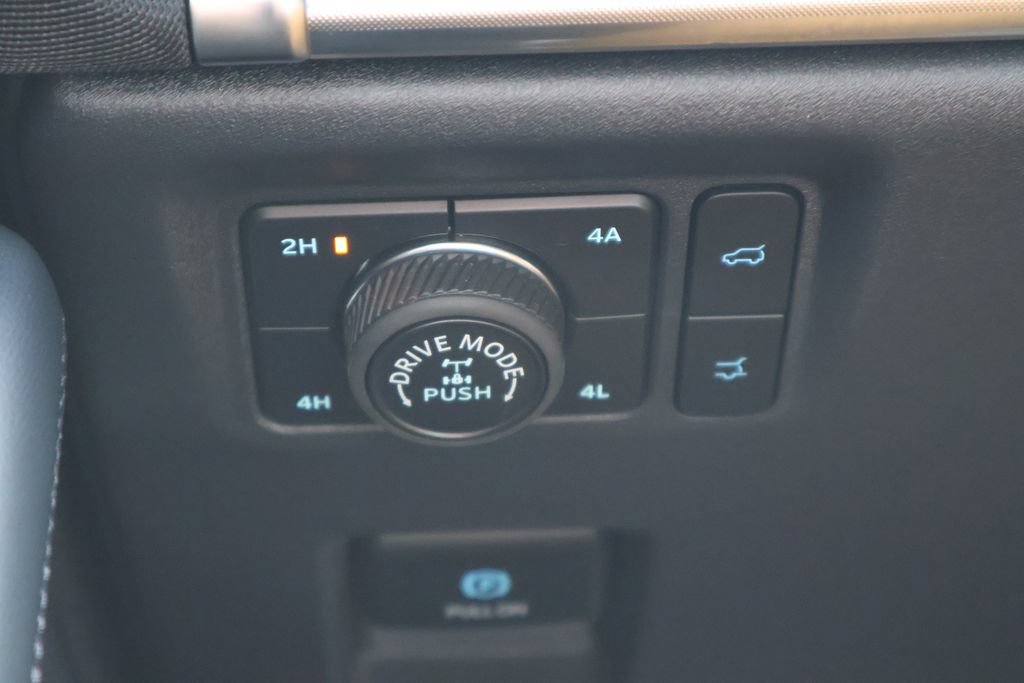 Used 2026 Ford Expedition Tremor AWD/4WD image 13