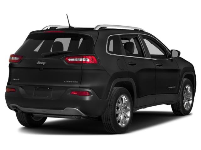 Used 2015 Jeep Cherokee Limited w/ Luxury Group image 2