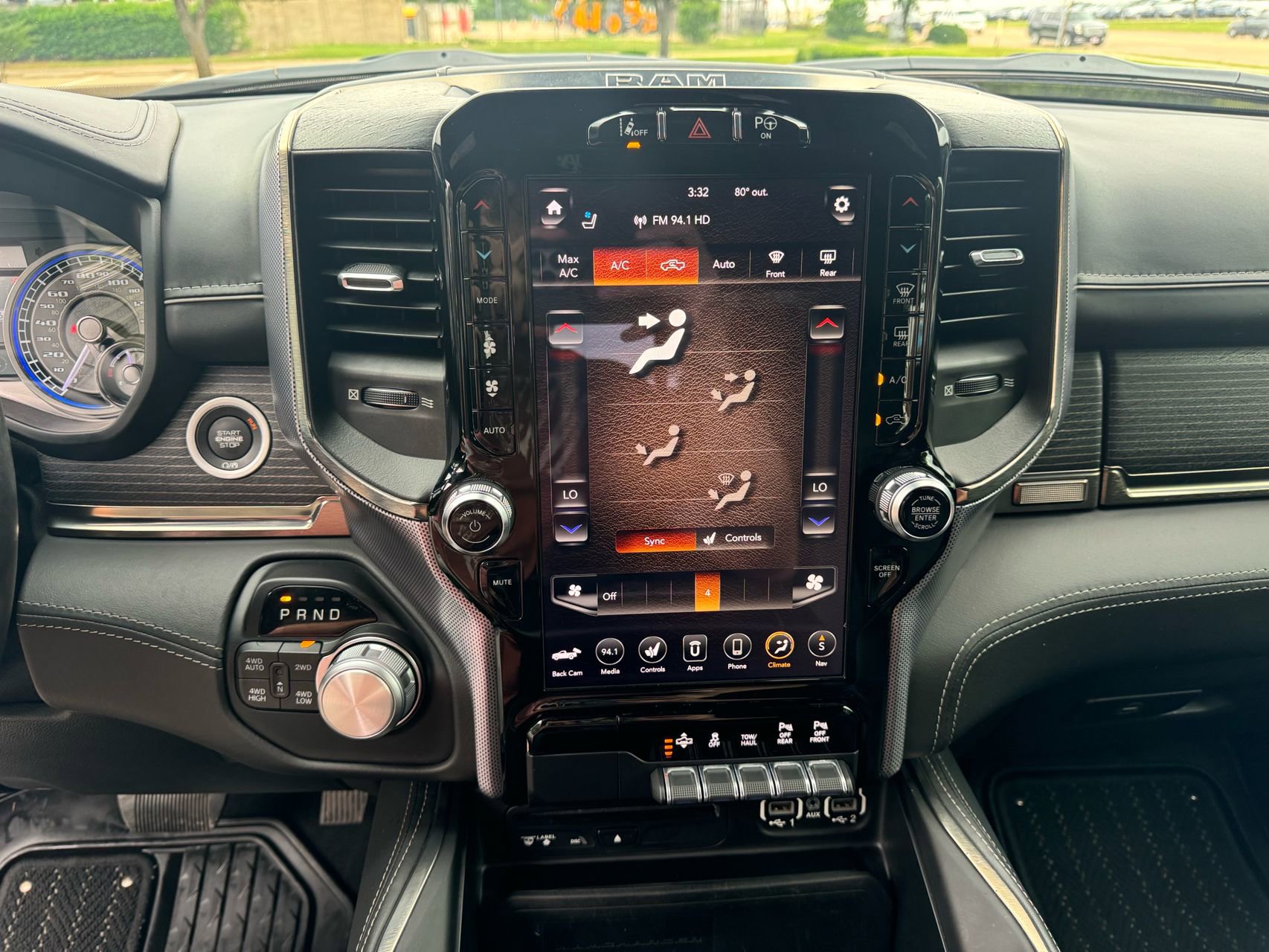 Used 2019 RAM 1500 Limited image 28