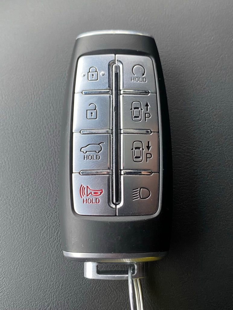 Certified 2025 Genesis GV70 3.5T Sport w/ Sport Advanced Package image 37