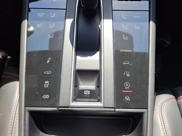 Used 2022 Porsche Macan GTS image 11