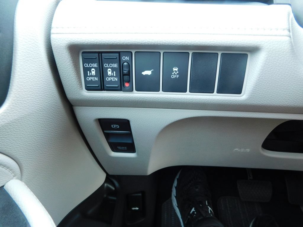 New 2027 Honda Odyssey EX-L image 32