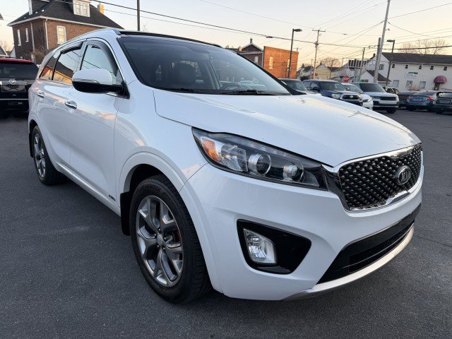 Used 2017 Kia Sorento SX image 4