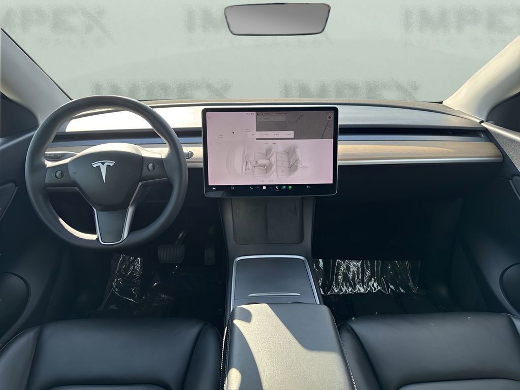 Used 2021 Tesla Model Y Long Range image 12