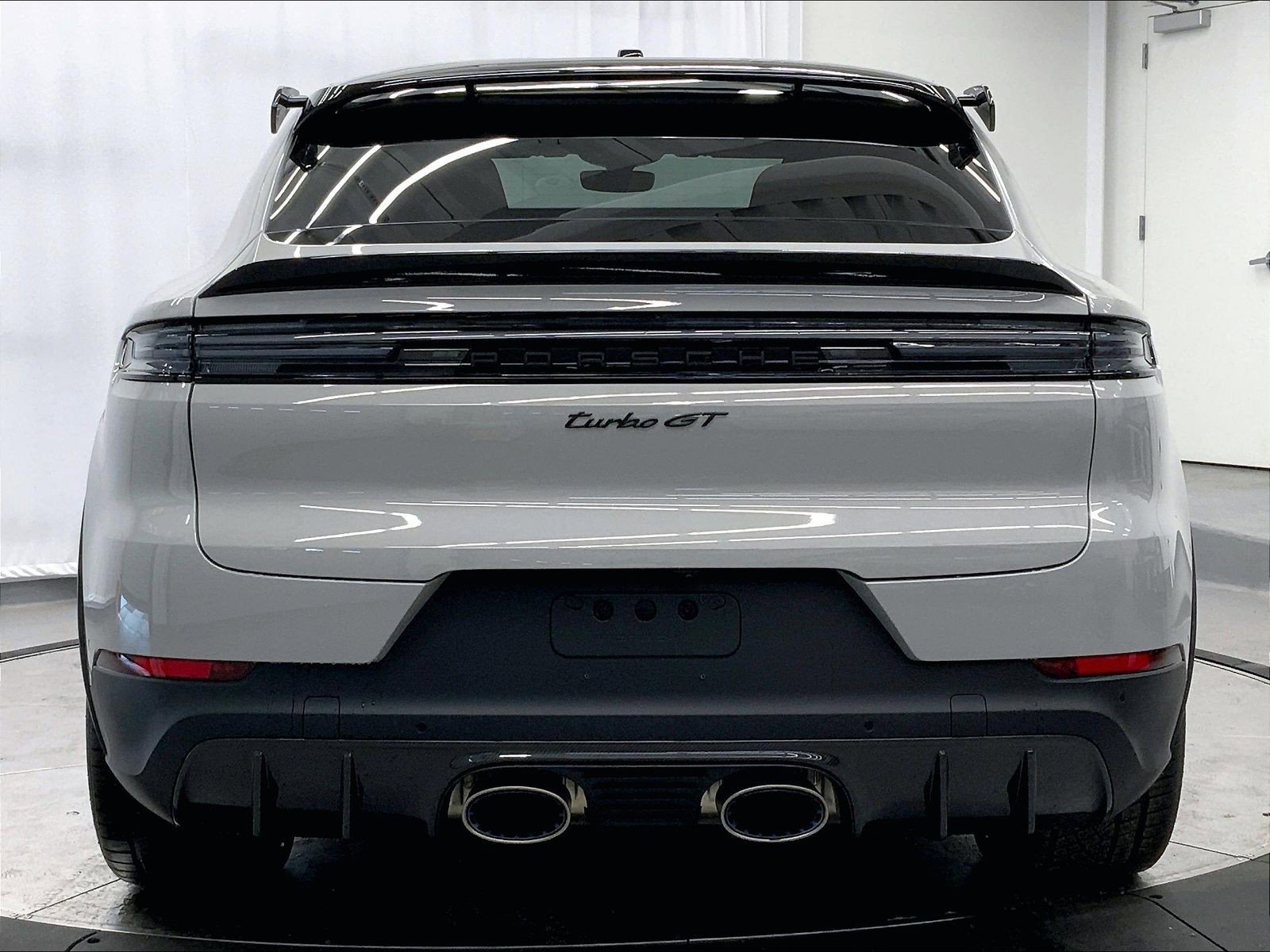 Used 2026 Porsche Cayenne Turbo GT image 6