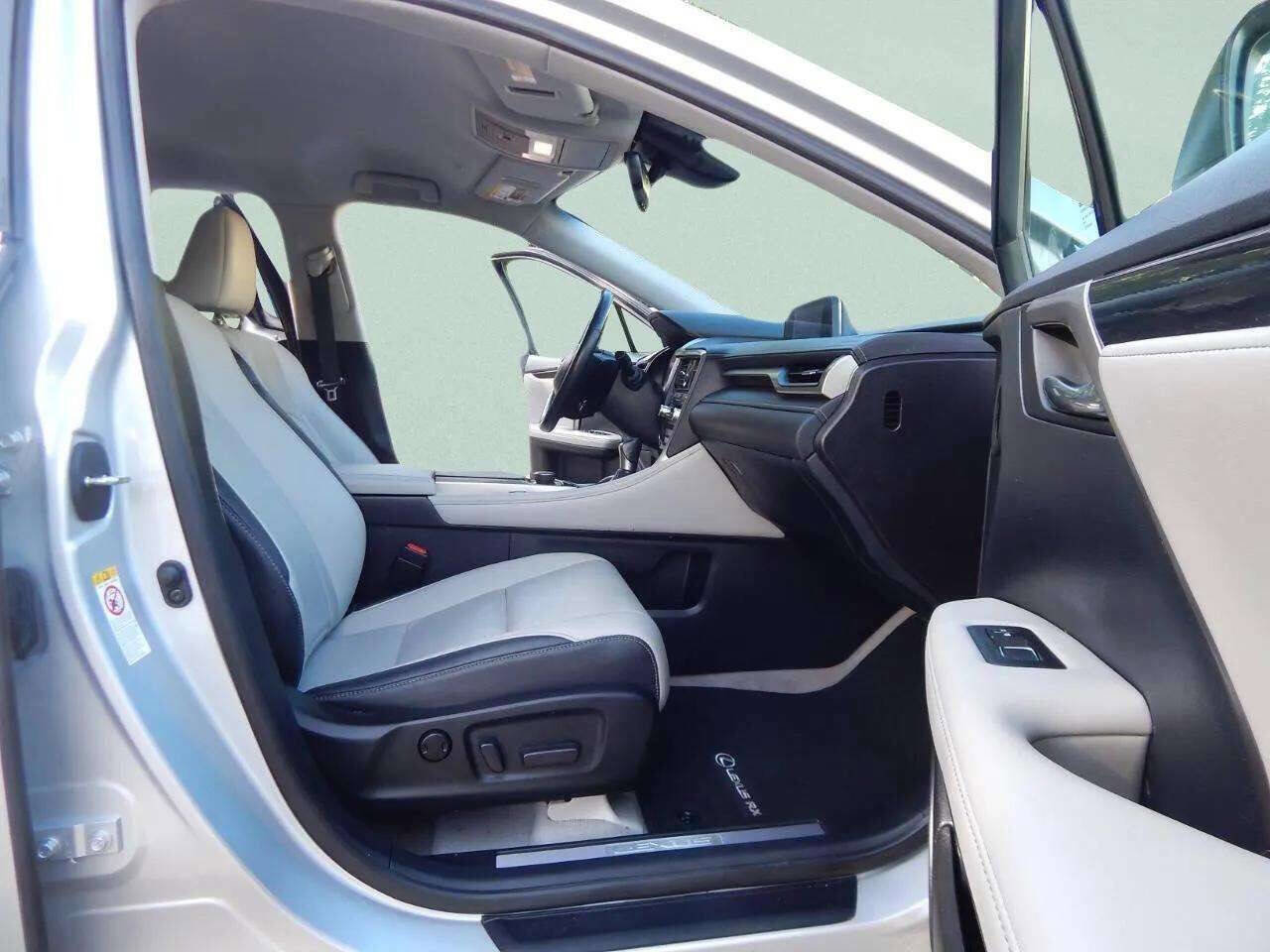 Used 2019 Lexus RX 350 FWD image 40