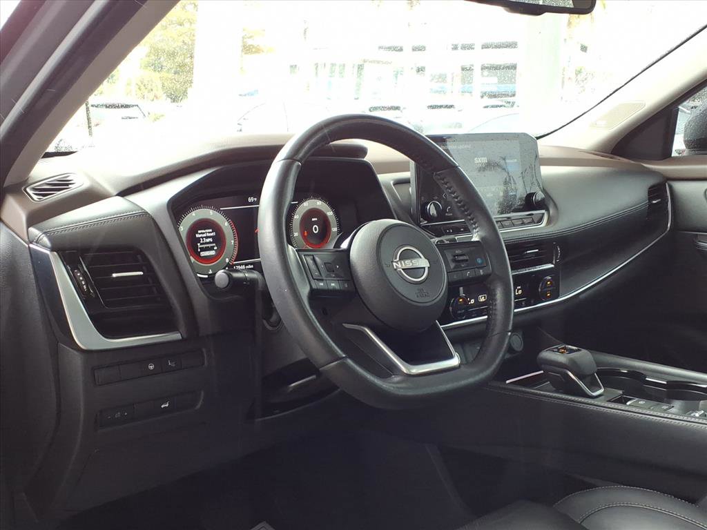 Certified 2023 Nissan Rogue Platinum w/ Platinum Premium Package image 14