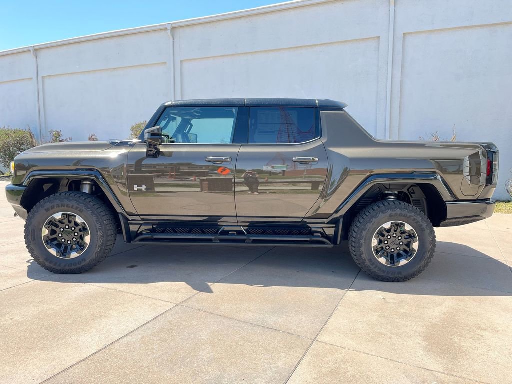 New 2025 GMC Hummer EV 2X w/ Extreme Off-Road Package image 4
