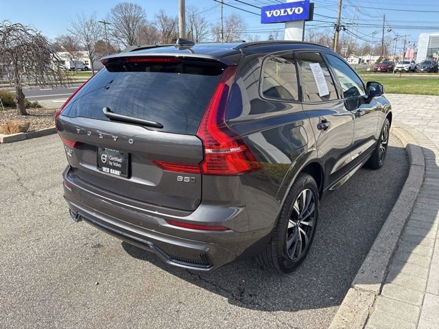 Used 2025 Volvo XC60 B5 Plus AWD/4WD image 5