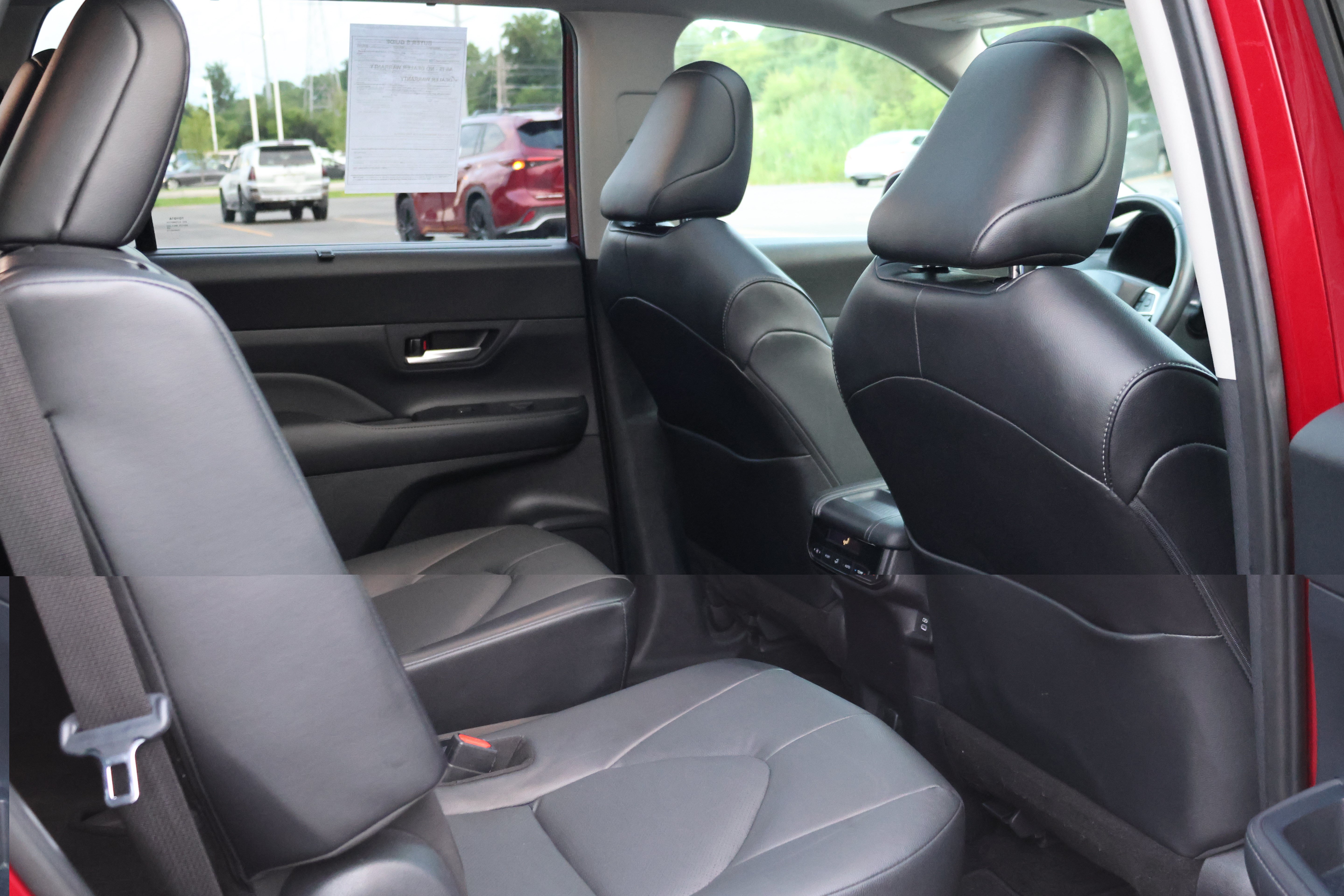Certified 2024 Toyota Grand Highlander AWD image 22