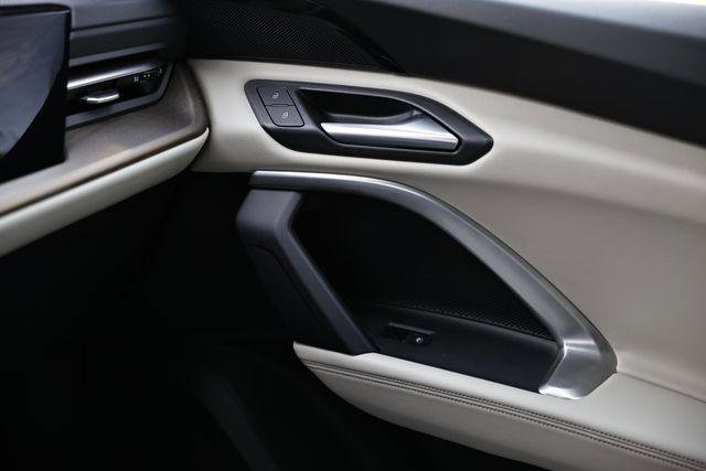 Certified 2025 Audi Q5 Premium image 42