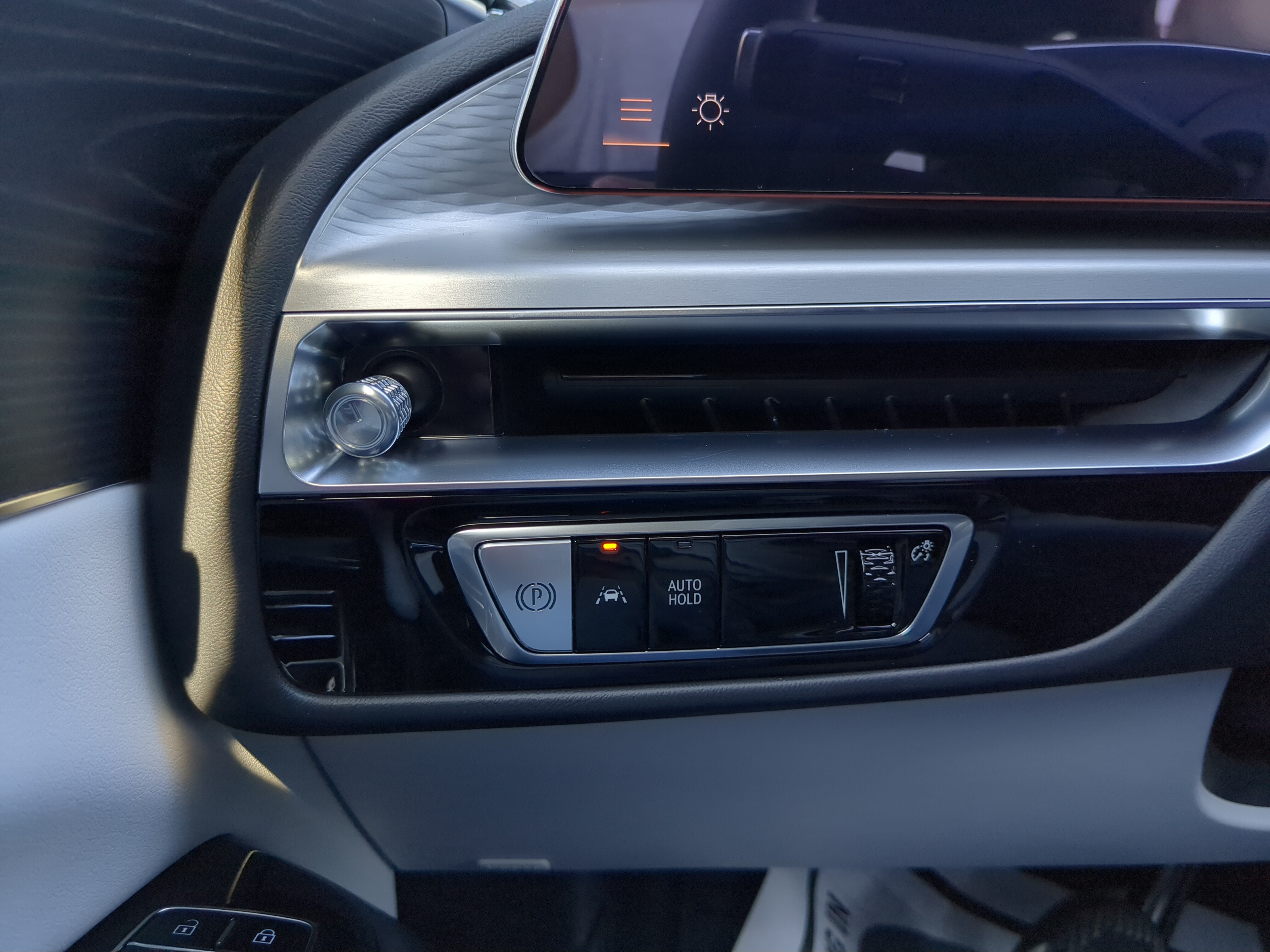 New 2026 Cadillac Lyriq Luxury w/ LPO, Floor Liner Package RWD image 31