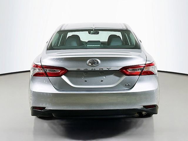 Used 2020 Toyota Camry LE FWD image 6