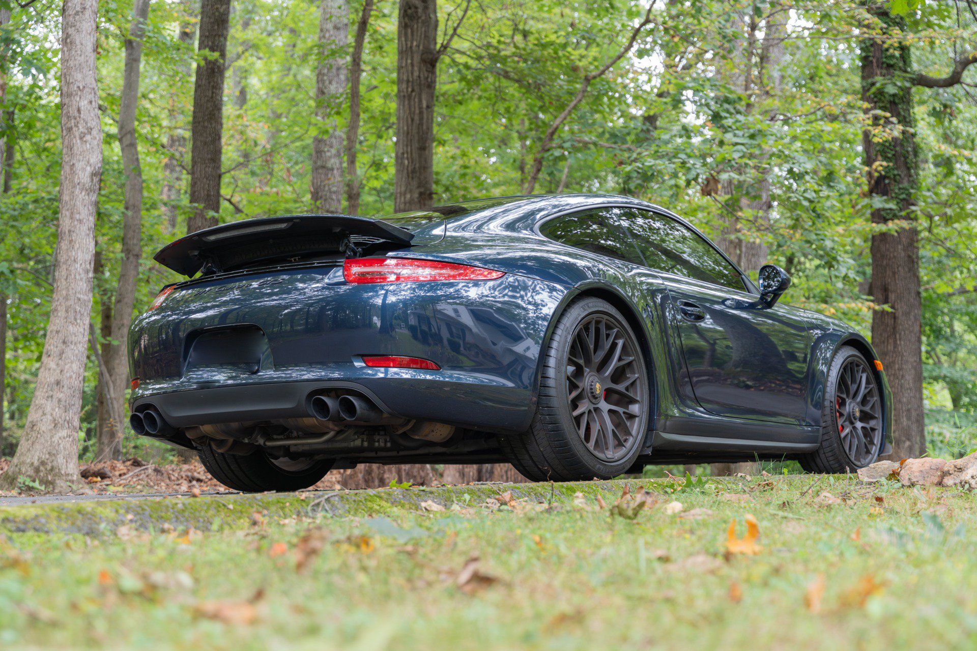 Used 2016 Porsche 911 Carrera GTS RWD image 47