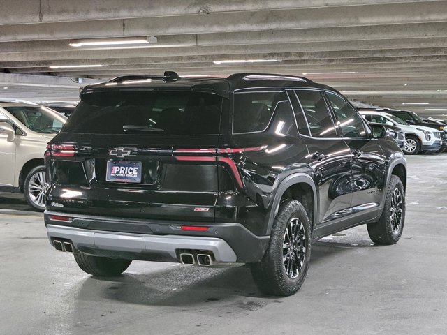 Used 2024 Chevrolet Traverse Z71 AWD/4WD image 5
