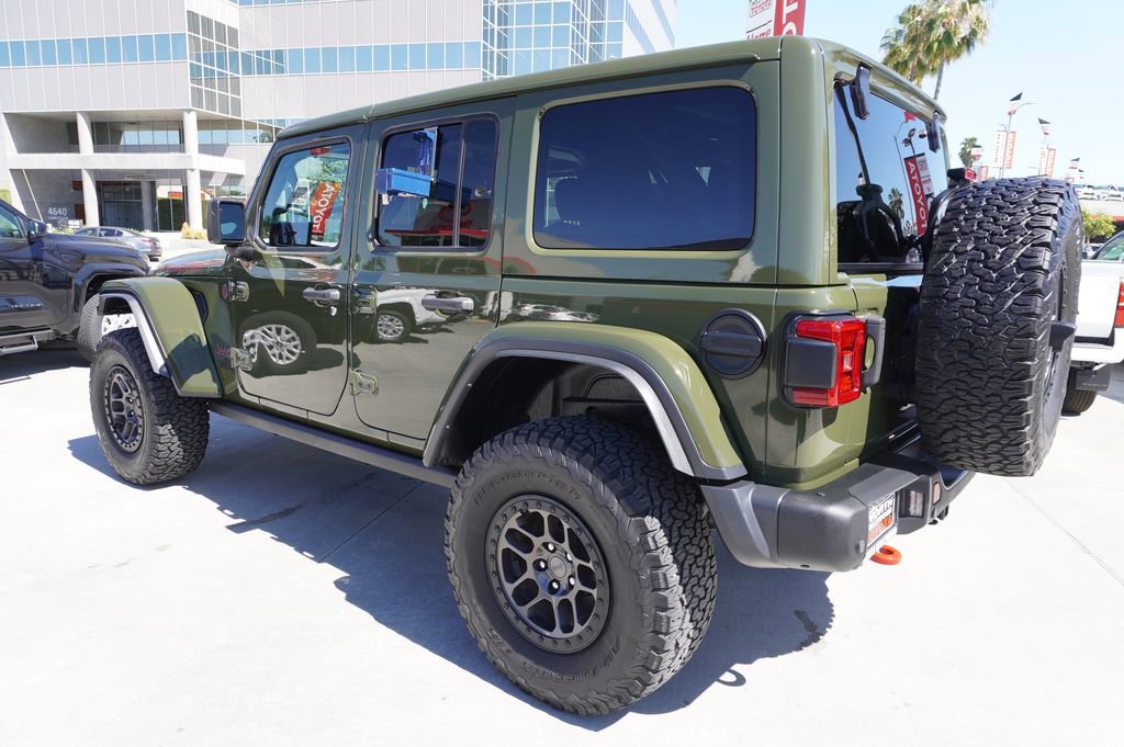 Used 2022 Jeep Wrangler Unlimited Rubicon w/ Xtreme Recon 35" Tire Package image 5