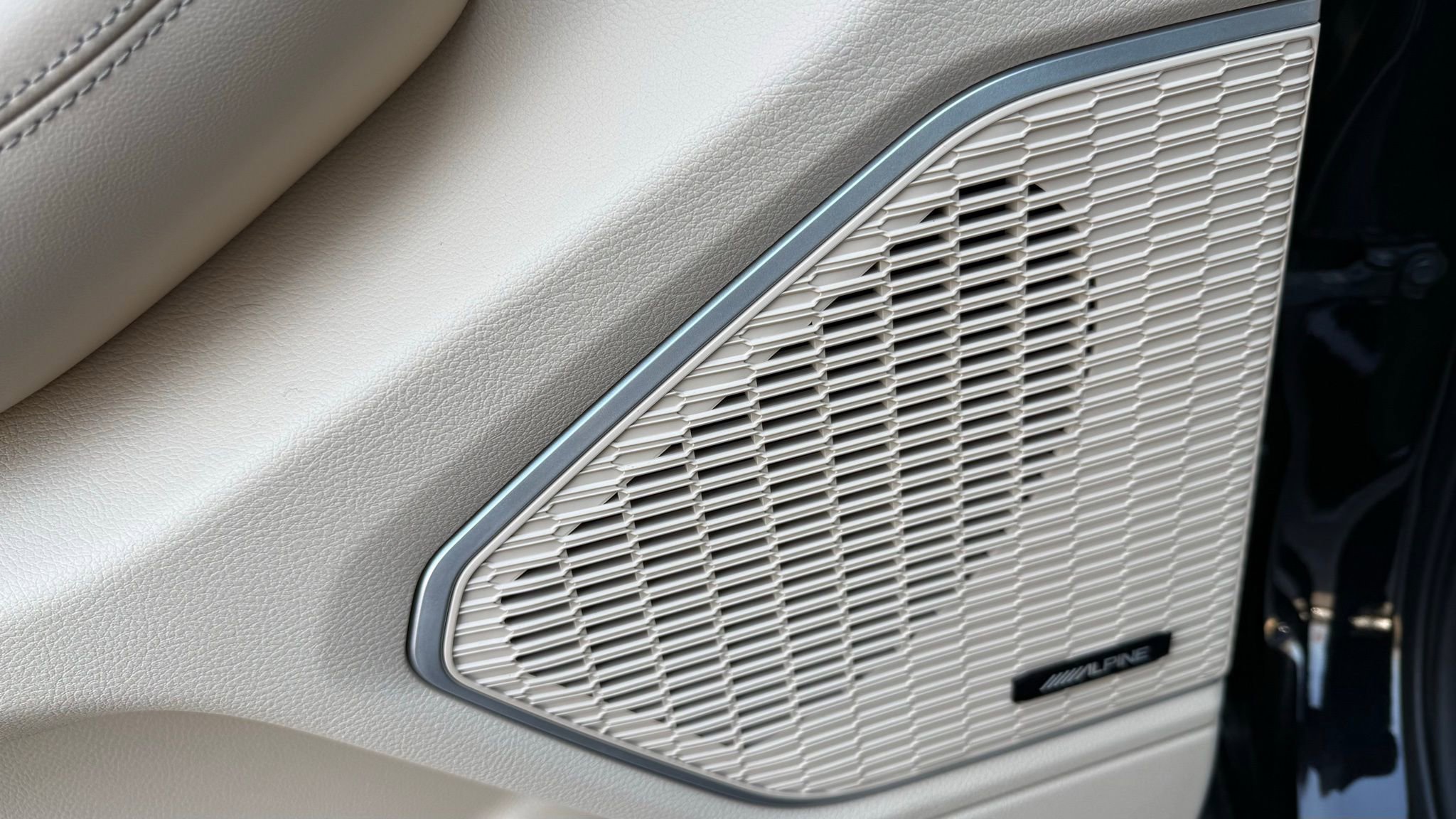 Used 2023 Jeep Grand Cherokee 4WD 4xe image 42