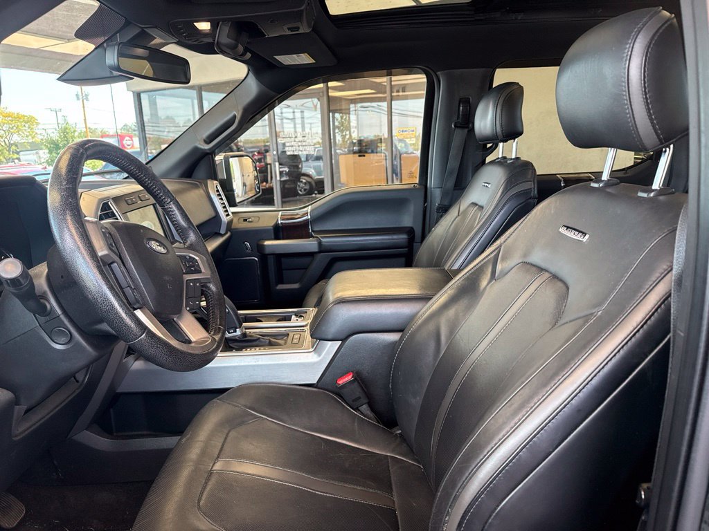 Used 2016 Ford F150 Platinum w/ Equipment Group 701A Luxury AWD/4WD image 12
