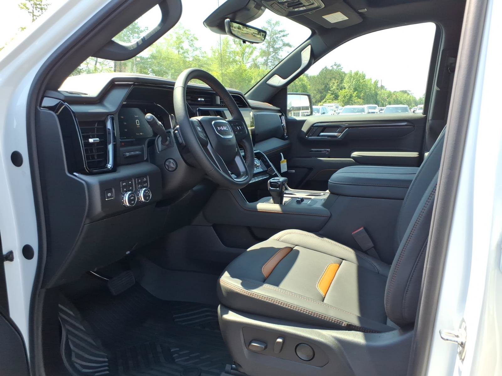New 2026 GMC Sierra 1500 AT4 w/ AT4 Premium Package AWD/4WD image 20