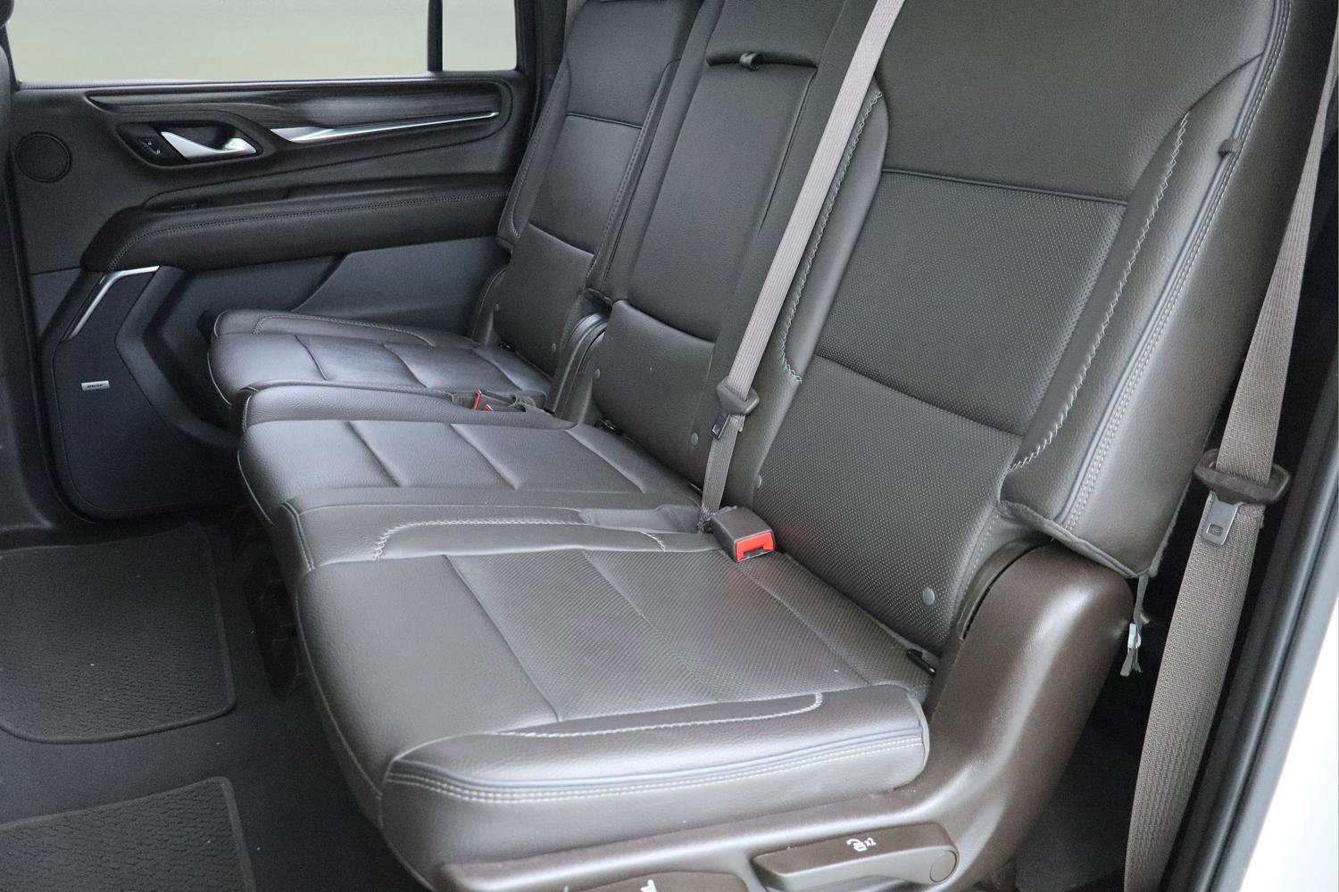 Certified 2022 GMC Yukon XL Denali w/ Denali Premium Package AWD/4WD image 27
