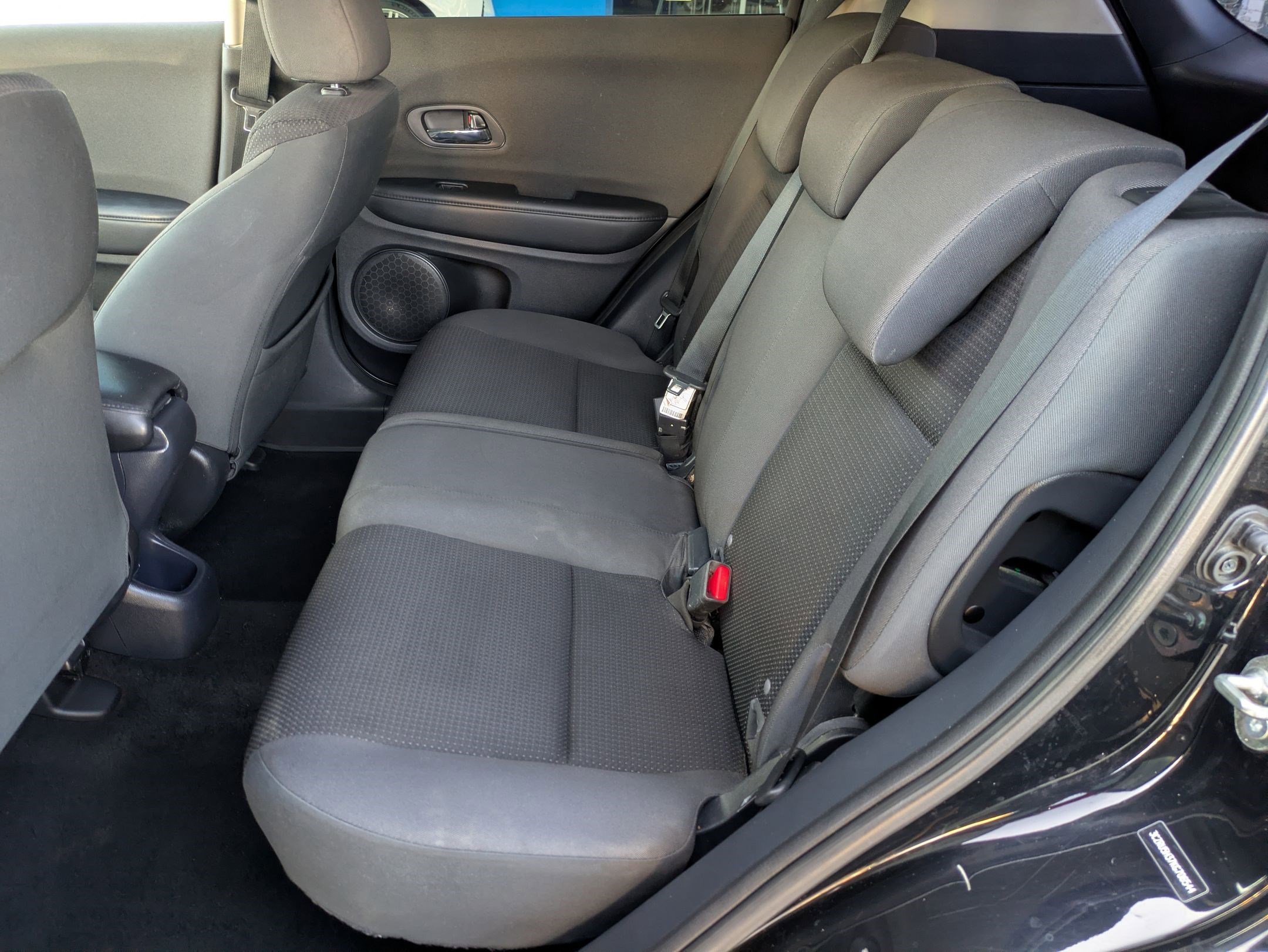 Used 2019 Honda HR-V LX image 24