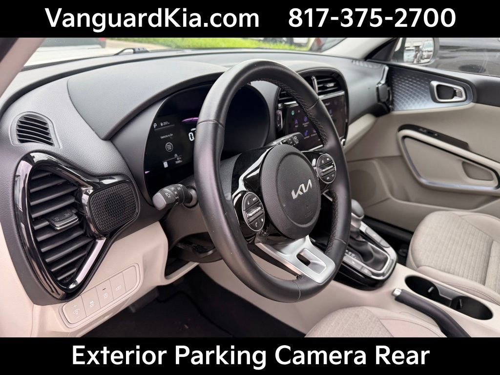 Used 2025 Kia Soul EX FWD image 14