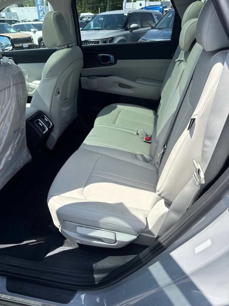 New 2026 Kia Sorento S w/ S Panoramic Sunroof Package AWD/4WD image 13