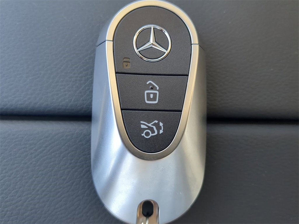 Used 2025 Mercedes-Benz E 450 4MATIC All-Terrain Wagon image 31