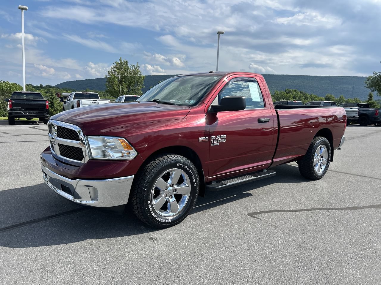 Used 2019 RAM 1500 Tradesman w/ Tradesman SXT Package AWD/4WD image 3