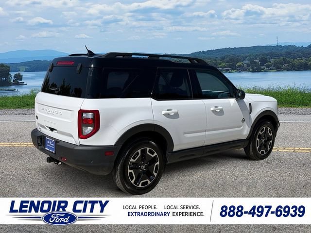 Certified 2022 Ford Bronco Sport Outer Banks w/ Tech Package AWD/4WD image 3