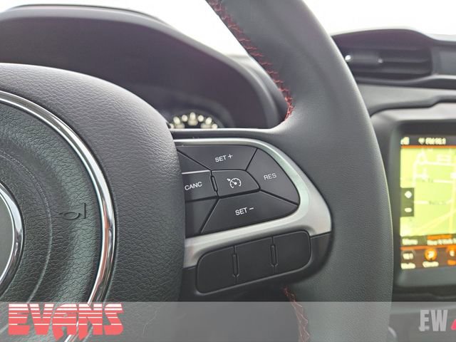 Used 2023 Jeep Renegade Latitude w/ Sun/Sound Group image 16