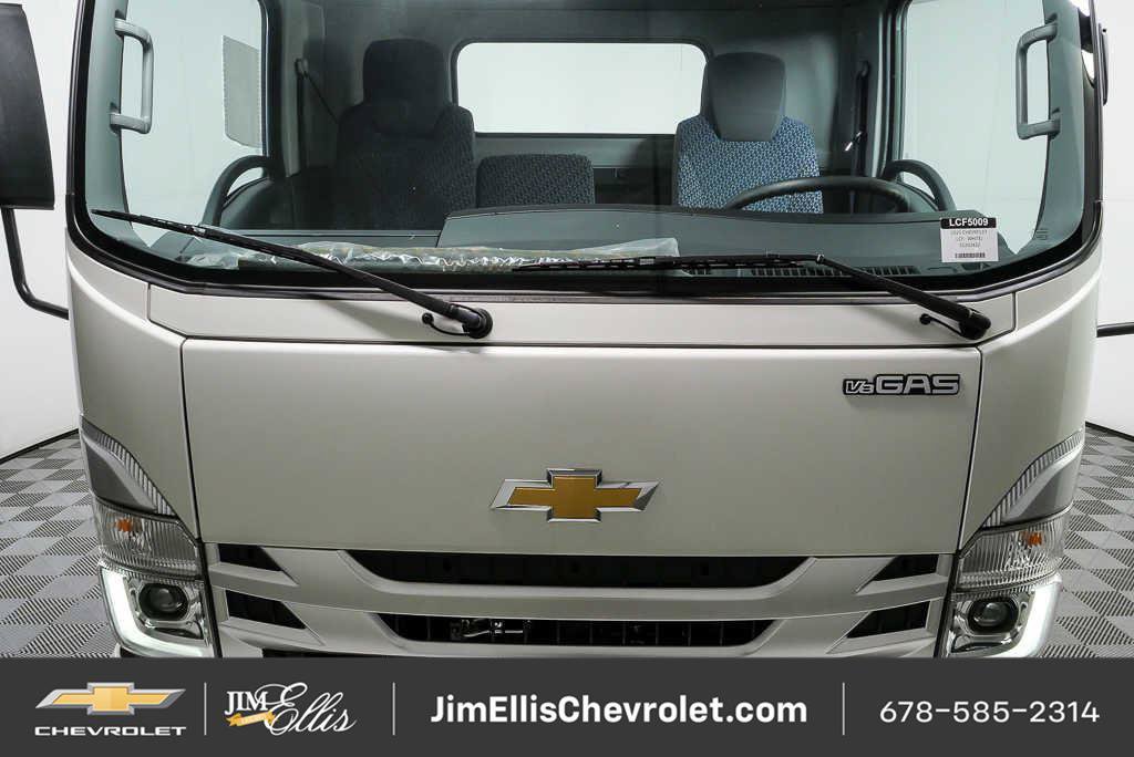 New 2025 Chevrolet Low Cab Forward RWD image 2