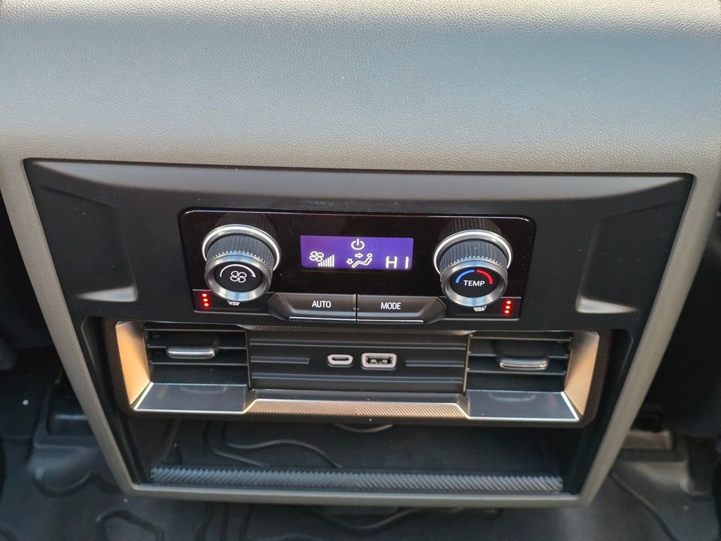 New 2025 GMC Hummer EV 2X image 30