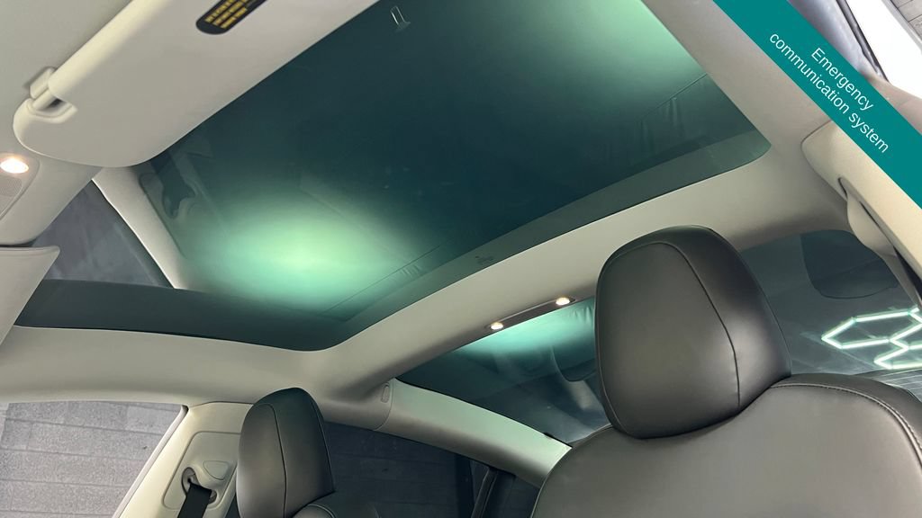 Used 2023 Tesla Model 3 Standard Range RWD image 8