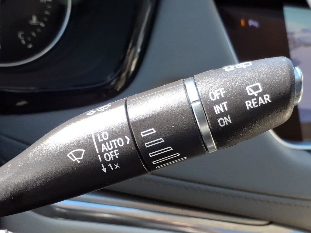 Used 2020 Cadillac XT5 Premium Luxury AWD/4WD image 24