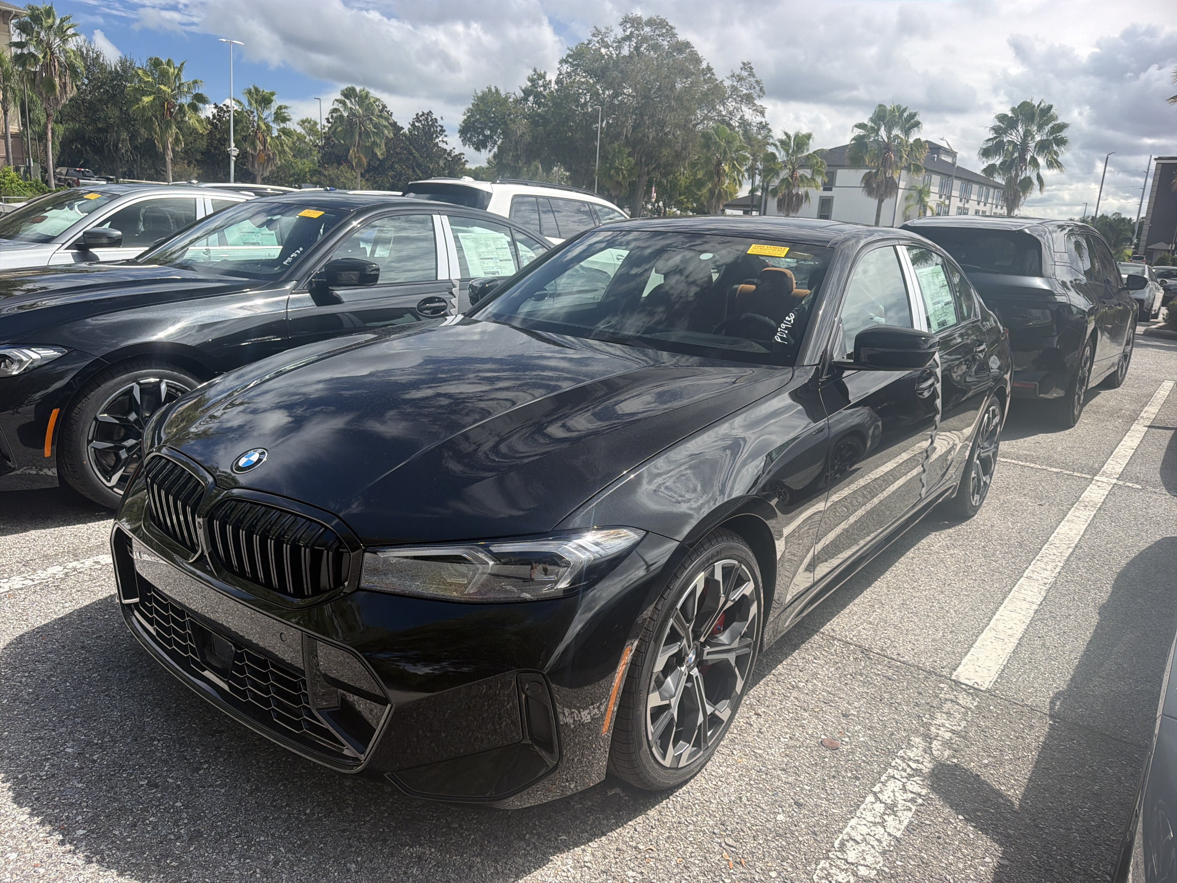 New 2026 BMW 330i Sedan w/ M Sport Package RWD image 4