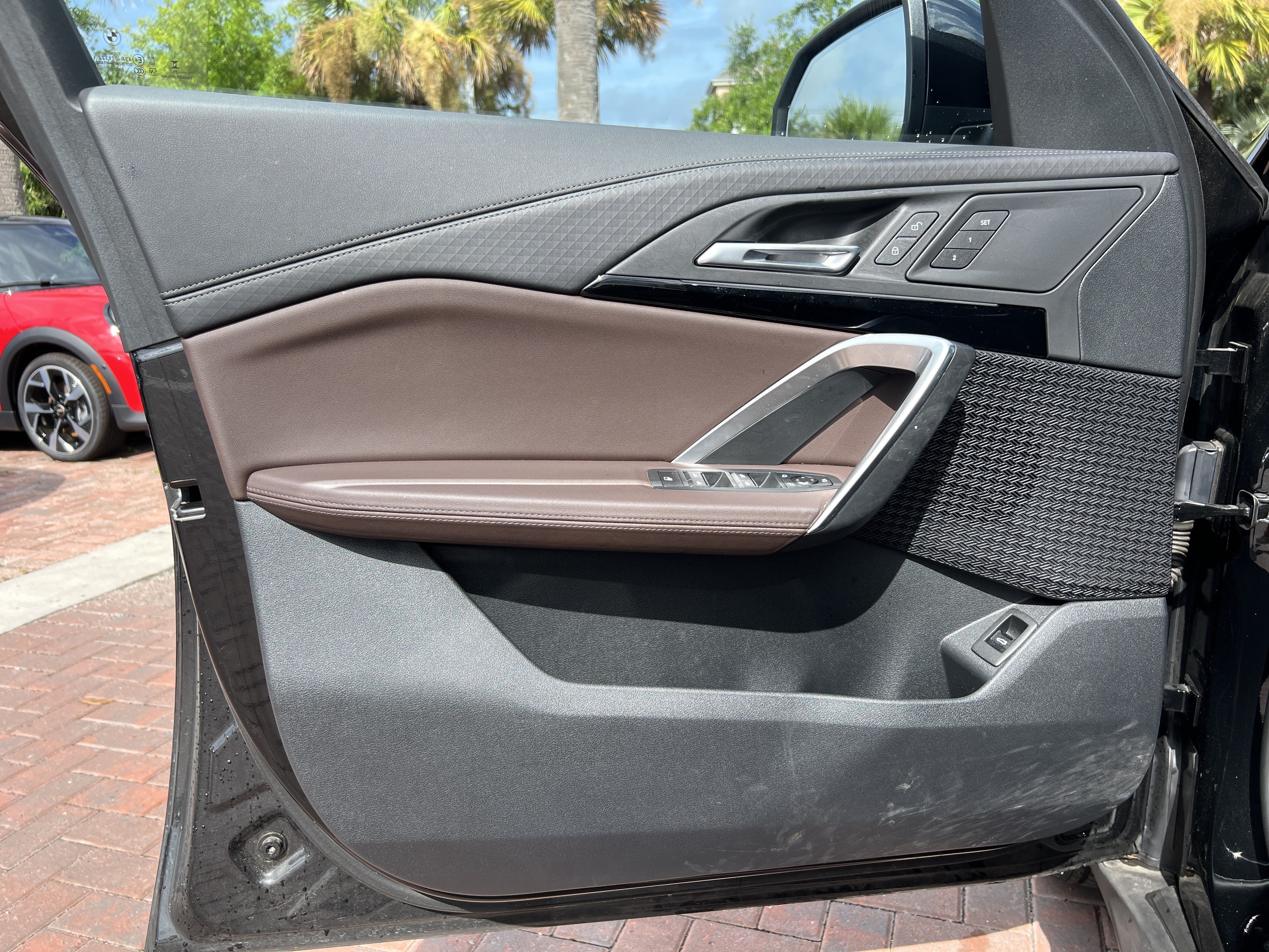 Certified 2025 BMW X2 xDrive28i AWD/4WD image 14