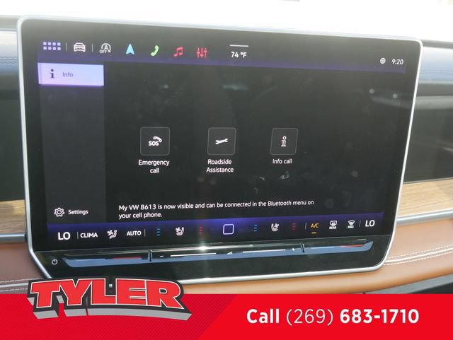 Used 2025 Volkswagen Tiguan SEL R-Line AWD/4WD image 48