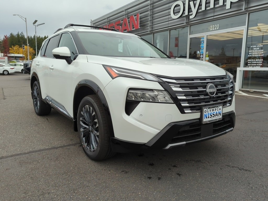 New 2026 Nissan Rogue Platinum image 7
