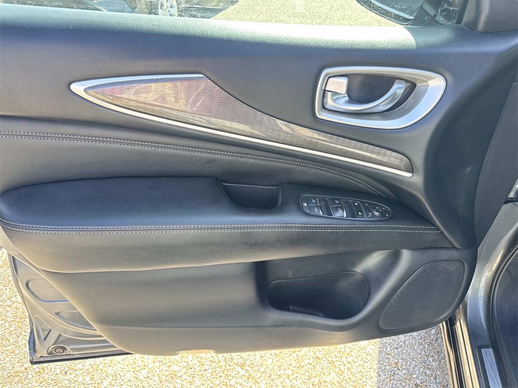 Used 2018 INFINITI QX60 Luxe image 20