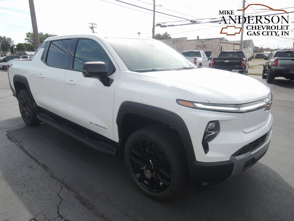 New 2025 Chevrolet Silverado EV LT image 1