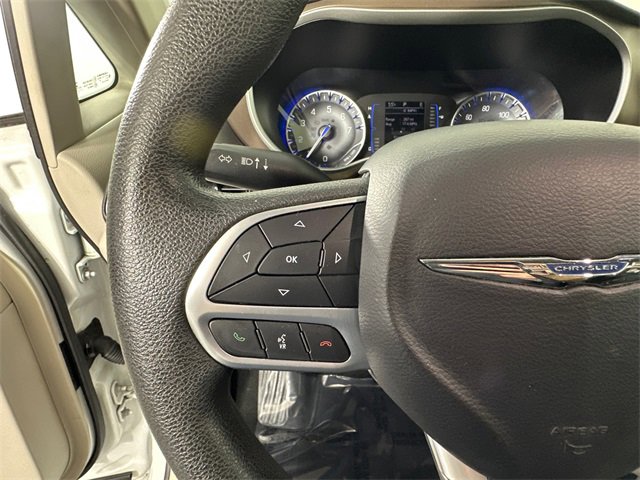 Certified 2017 Chrysler Pacifica Touring Plus image 26