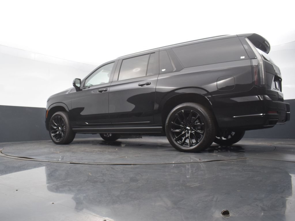 Certified 2026 Cadillac Escalade ESV Sport w/ LPO, ONYX Package AWD/4WD image 52