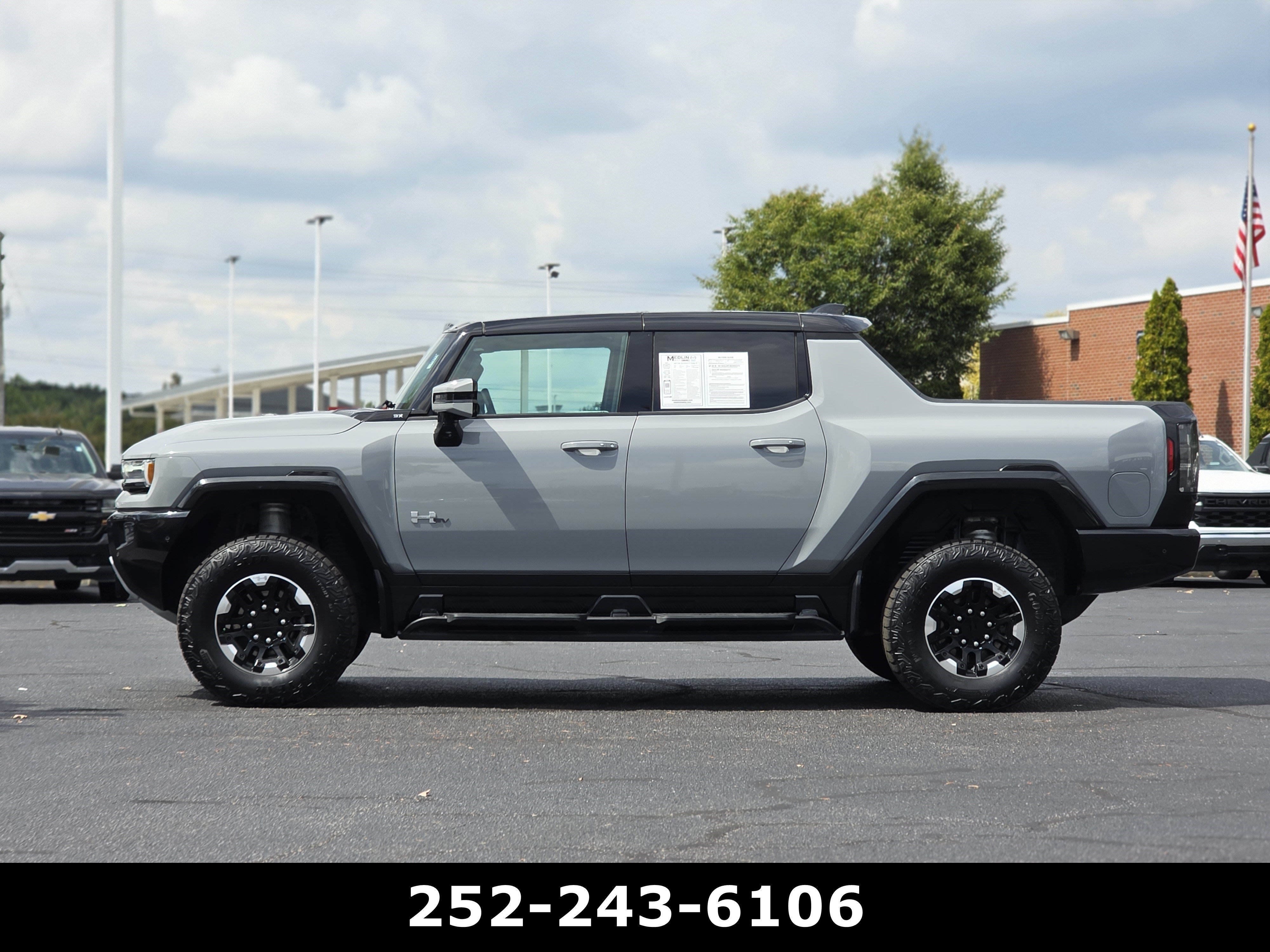 Used 2025 GMC Hummer EV 3X w/ Battery Pack, 24 Module Pack AWD/4WD image 4