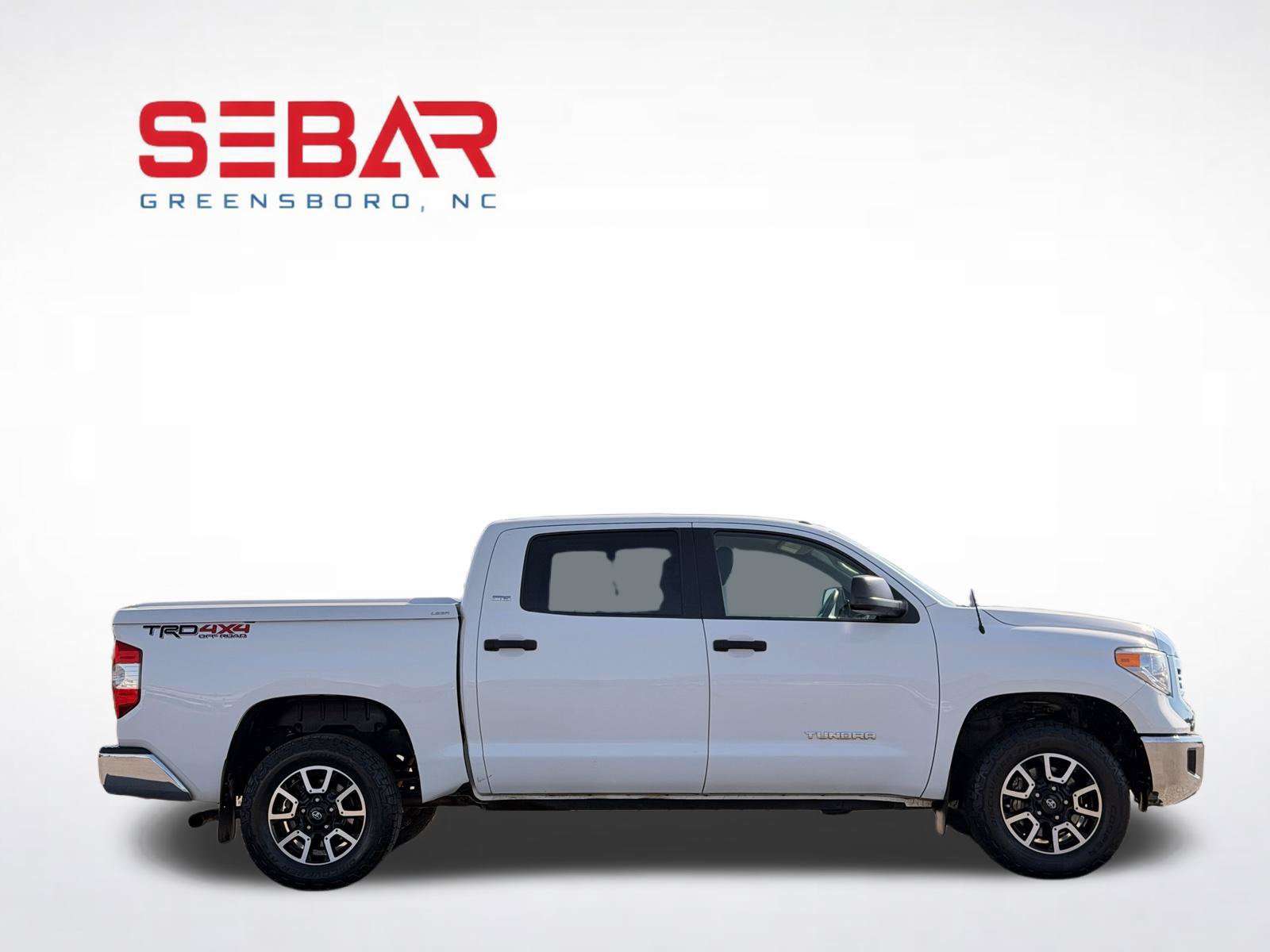 Used 2017 Toyota Tundra SR5 w/ TRD Off Road Package AWD/4WD image 7