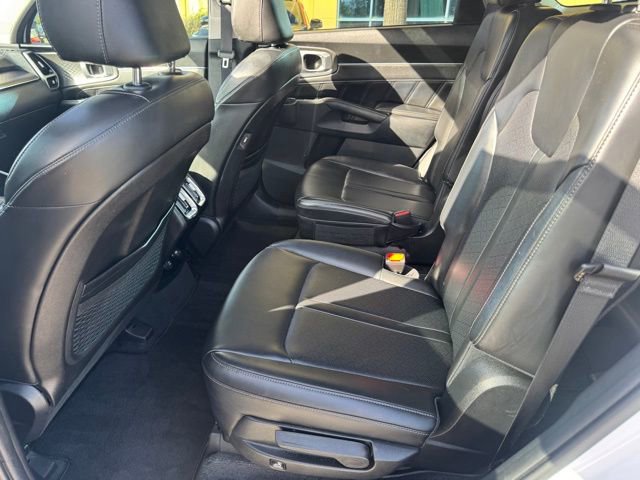 Certified 2023 Kia Sorento SX image 14