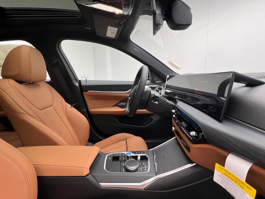 Used 2026 BMW i4 eDrive40 w/ Premium Package RWD image 6